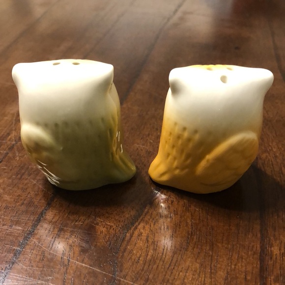Owls Mini Salt & Pepper Shakers - Picture 6 of 10